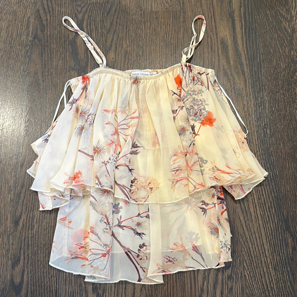 Cute summery top for summer event or vacation